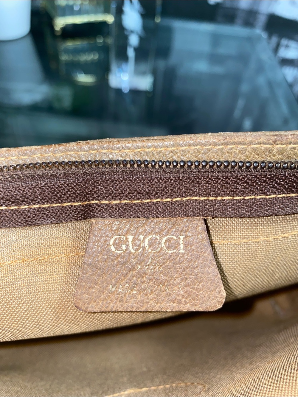 Authentic Gucci GG Plus Vintage Pouch Clutch bag - Picture 12 of 16